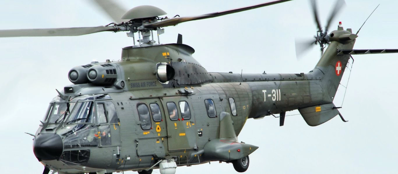 Την τεχνική υποστήριξη των ελικοπτέρων Super Puma συζήτησε με την Airbus η Πολεμική Αεροπορία